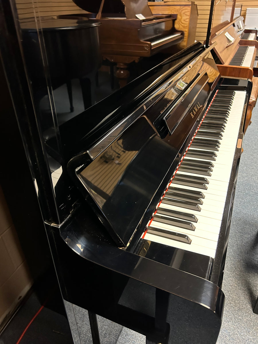 Kawai_Professional_Studio_Upri