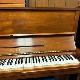 Yamaha Professional Studio Upright Piano-Model U1-Walnut Finish-Gallery
