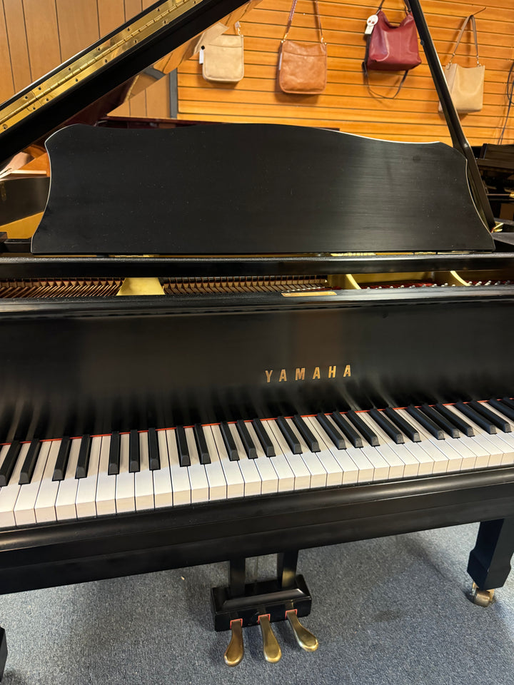 Yamaha Grand Piano, Model C3, 6&