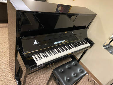 Kawai Professional 52" Upright Piano- Model K500-Ebony Polish