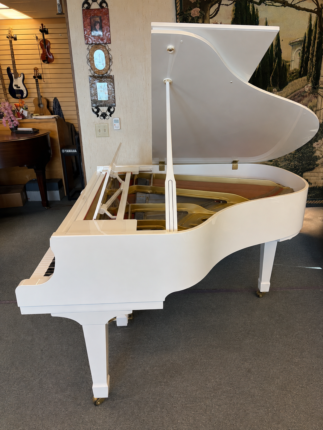 Yamaha G1 Baby Grand Piano | Polished White | Certified Preowned